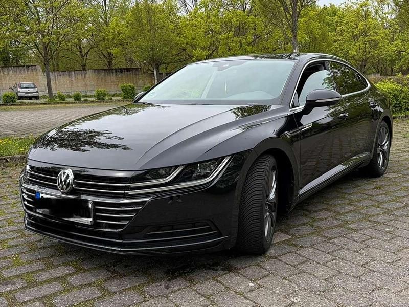Gebraucht VW Arteon 150 PS (110 kW) 2019 Schwarz Kleinwagen