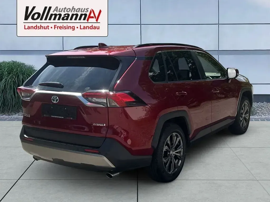Gebraucht Toyota RAV4 Hybrid Team 218 PS (160 kW) 2024 Rot SUV