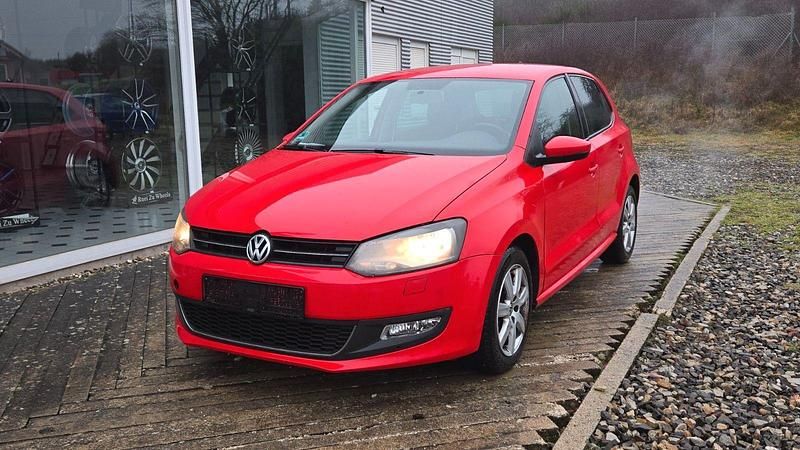 Rot Gebraucht 2009 VW Polo Highline Kleinwagen | 2.999 € (Fairer Preis) - Bild 1/4