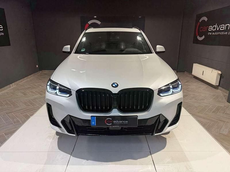 Mineralweiss Gebraucht 2025 BMW X3 M Sport SUV | 51.300 € (Superpreis) - Bild 1/4