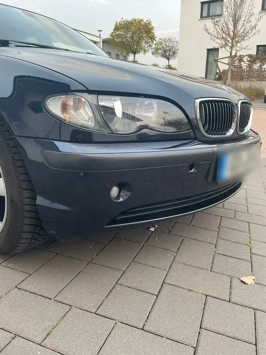 Używany BMW 318 143 KM (105 kW) 2004 Niebieski Sedan/Limuzyna