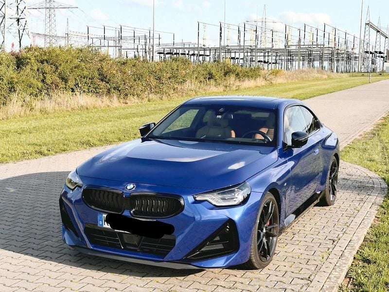 Blau Gebraucht 2024 BMW M240 M Sport Coupé | 45.650 € (Fairer Preis) - Bild 1/4
