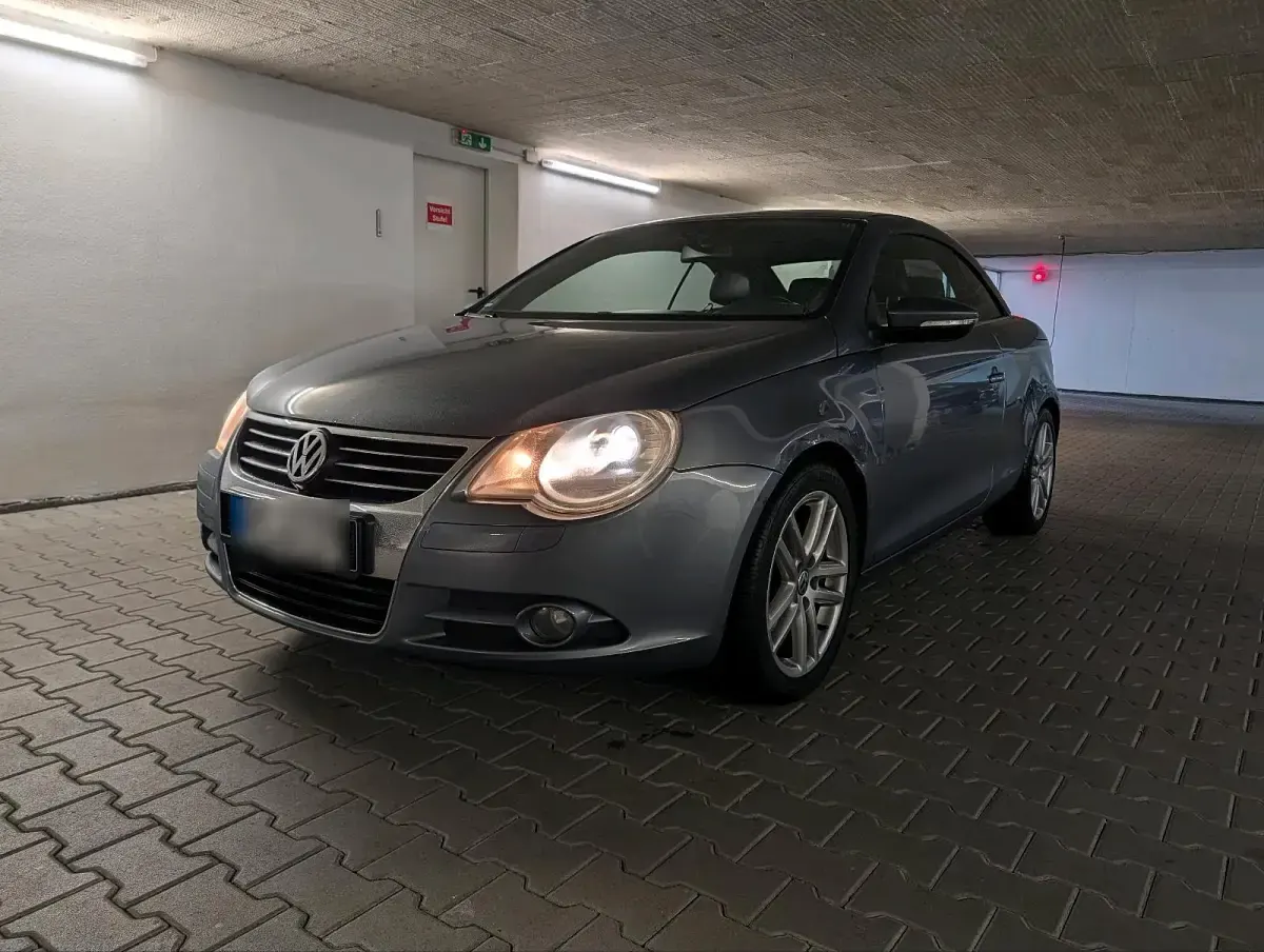 Gebraucht VW Eos 122 PS (89 kW) 2010 Grau Cabrio