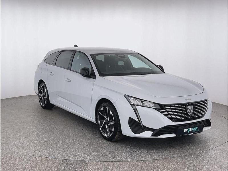 Gebraucht Peugeot 308 Allure 131 PS (96 kW) 2024 Weiß (metallic) Kombi