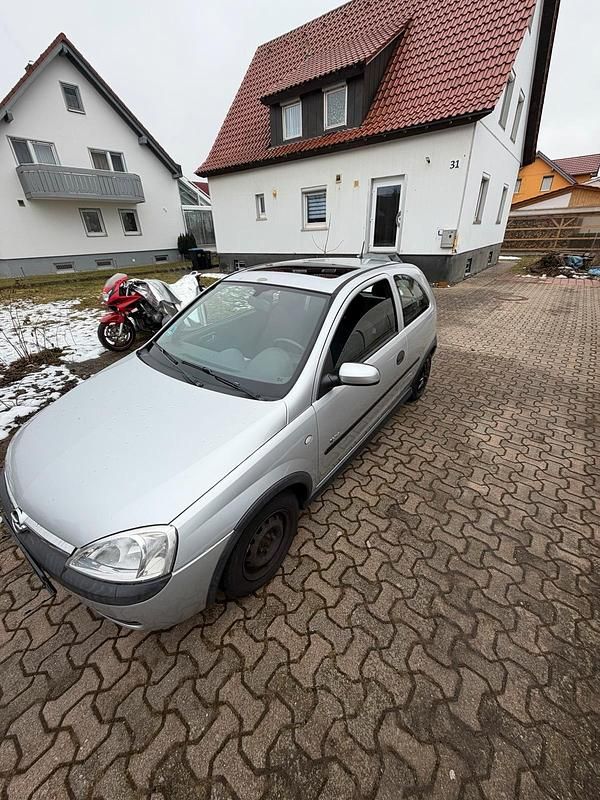 Second-hand Opel Corsa 79 CP (58 kW) 2003 Gri Hatchback