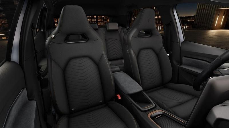 Neu Cupra Born 150 kW (204 PS) 2025 Silber Kleinwagen