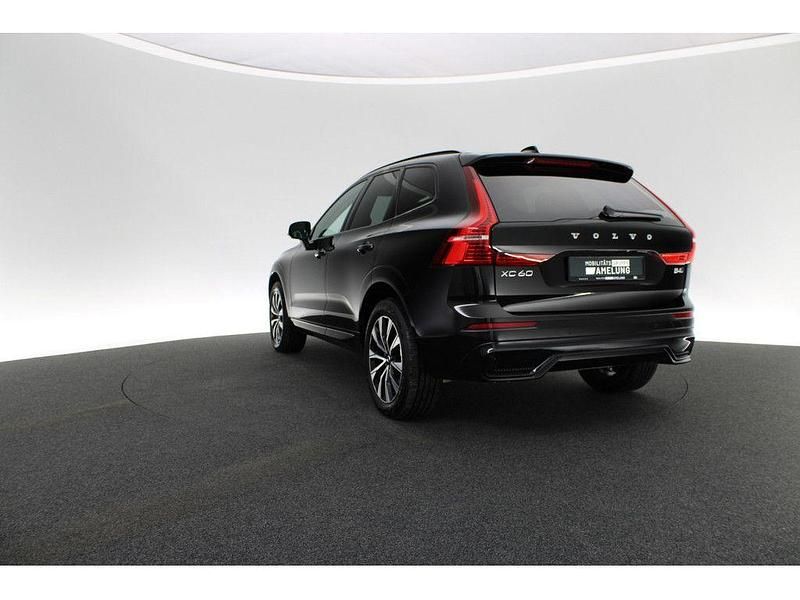 Gebraucht Volvo XC60 Plus 197 PS (144 kW) 2023 Schwarz SUV
