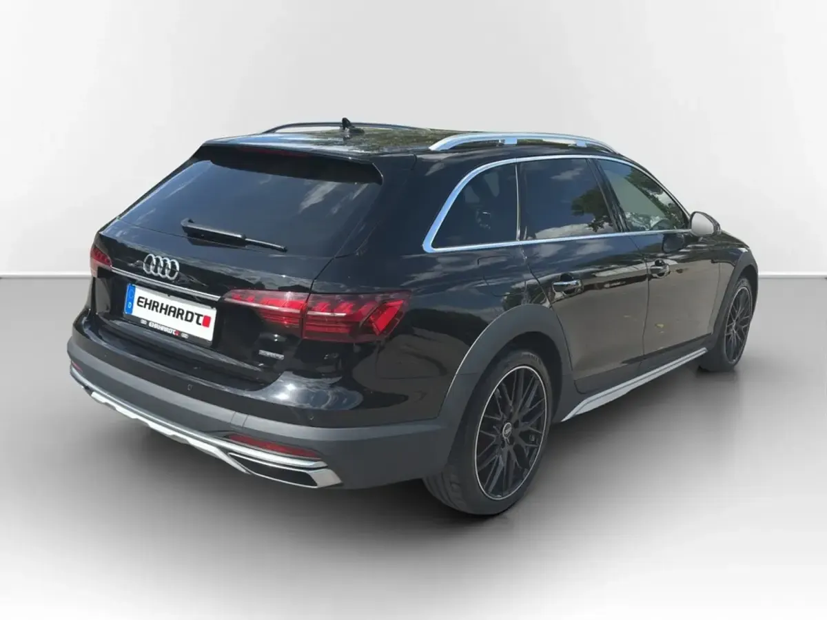 Gebraucht Audi A4 Allroad Design 265 PS (194 kW) 2021 Schwarz Kombi