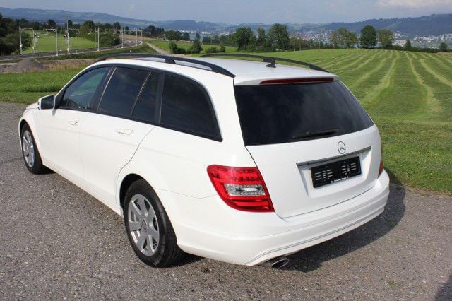 Gebraucht Mercedes C250 204 PS (150 kW) 2013 Weiß metallic Kombi