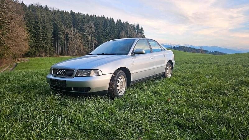 Gebraucht Audi A4 S-Line 150 PS (110 kW) 1998 Silber Limousine