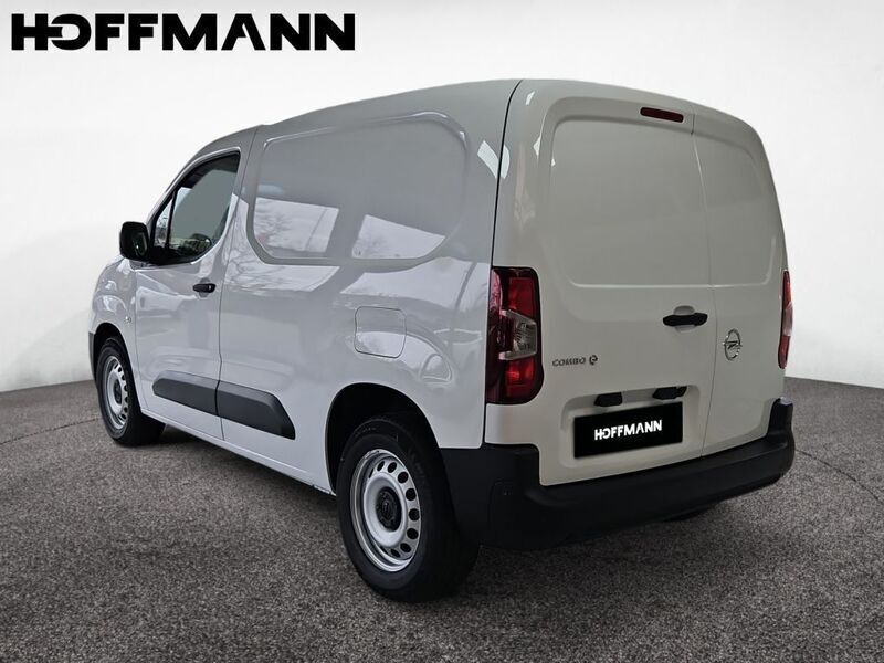 Neu Opel Combo-e Life 100 kW (136 PS) 2025 Weiß Van / Kleinbus