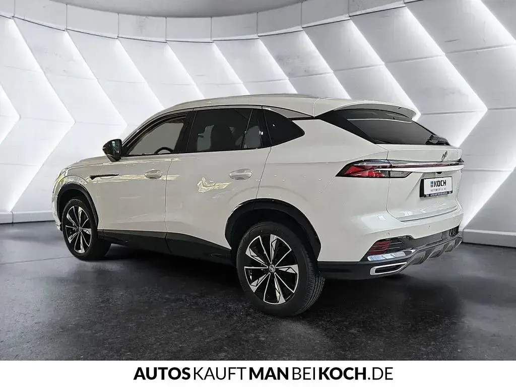 Nouvelle MG HS 143 ch (105 kW) 2026 Blanc SUV