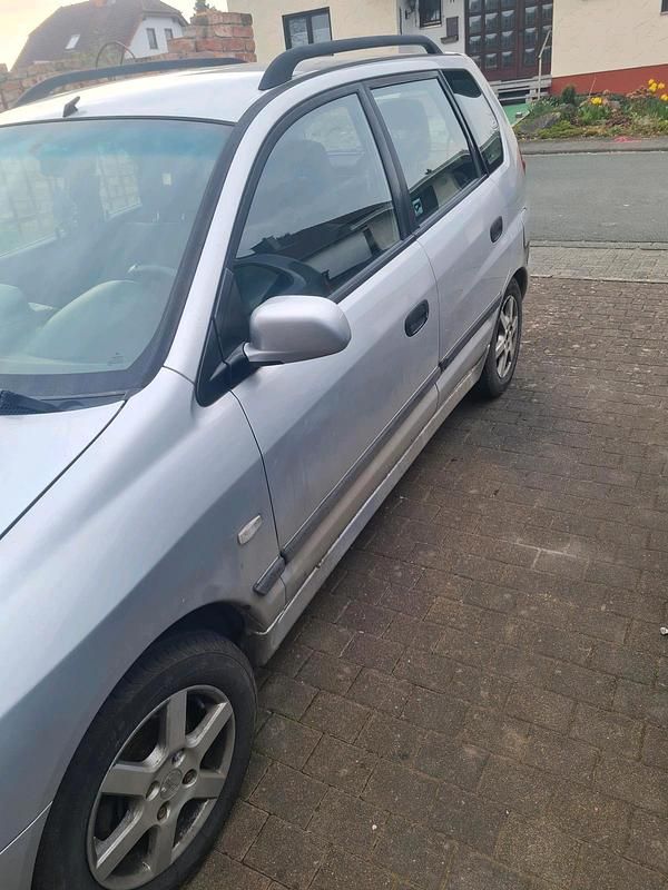 Second-hand Mitsubishi Space Star 2003 Argintiu Monovolum