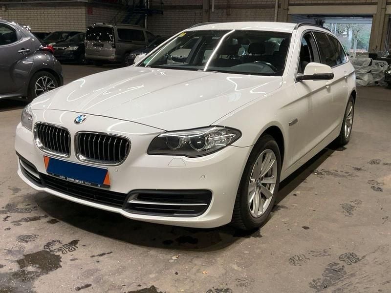 Gebraucht BMW 525 Performance 218 PS (160 kW) 2015 Weiß Kombi