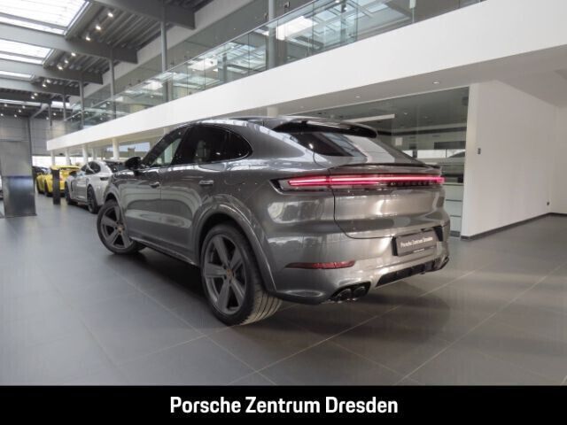 Gebraucht Porsche Cayenne 470 PS (345 kW) 2022 Grau SUV