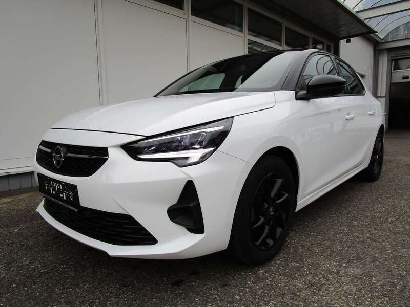 Jade weiss/arktis weiss Gebraucht 2023 Opel Corsa GS Line Kleinwagen | 15.550 € (Guter Preis) - Bild 1/4