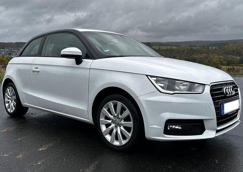 Gebraucht Audi A1 Ambiente 95 PS (69 kW) 2016 Weiß Kleinwagen