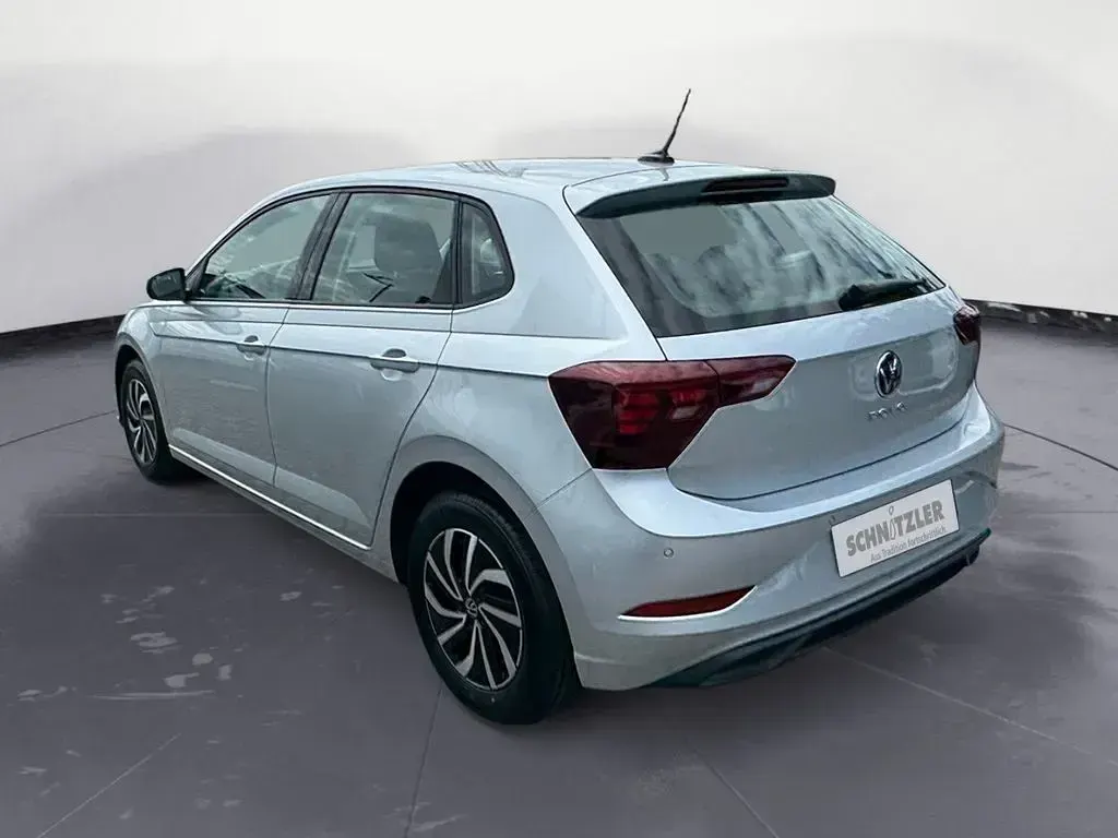 Gebraucht VW Polo Life 95 PS (69 kW) 2022 Silber Kleinwagen