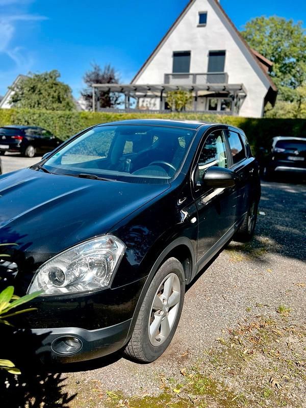 Schwarz Gebraucht 2008 Nissan Qashqai SUV | 5.990 € (Fairer Preis) - Bild 1/4