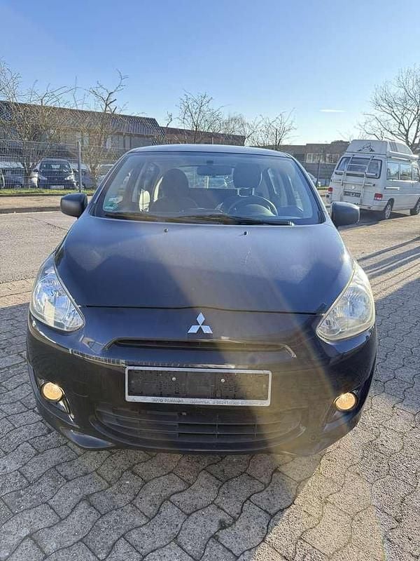 Gebraucht Mitsubishi Space Star Top 71 PS (52 kW) 2014 Schwarz Van / Kleinbus