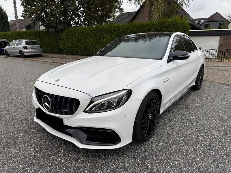 Weiß Gebraucht 2017 Mercedes C63 AMG AMG Limousine | 38.500 € (Superpreis) - Bild 1/4