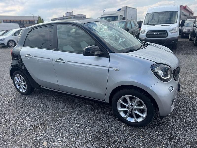 Usata Smart ForFour 71 CV (52 kW) 2015 Grigio Utilitaria