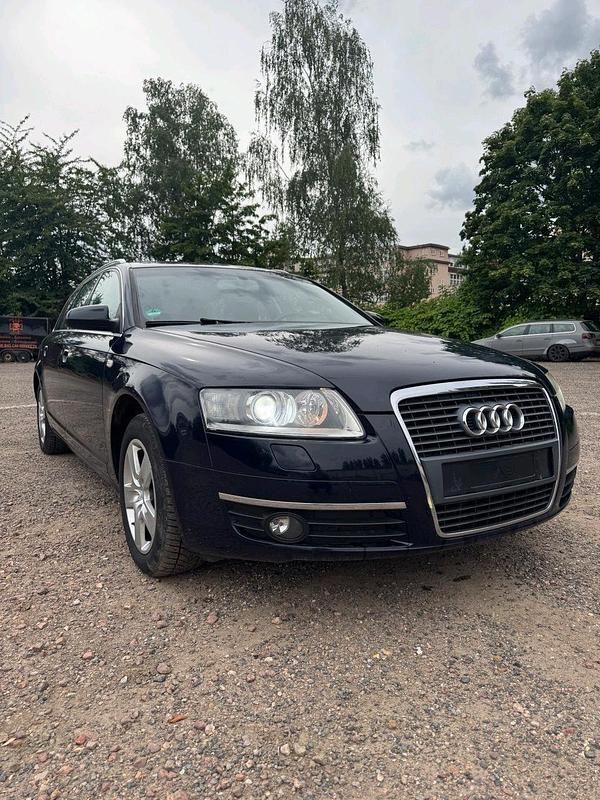 Blau Gebraucht 2005 Audi A6 Kombi | 2.999 € (Fairer Preis) - Bild 1/4