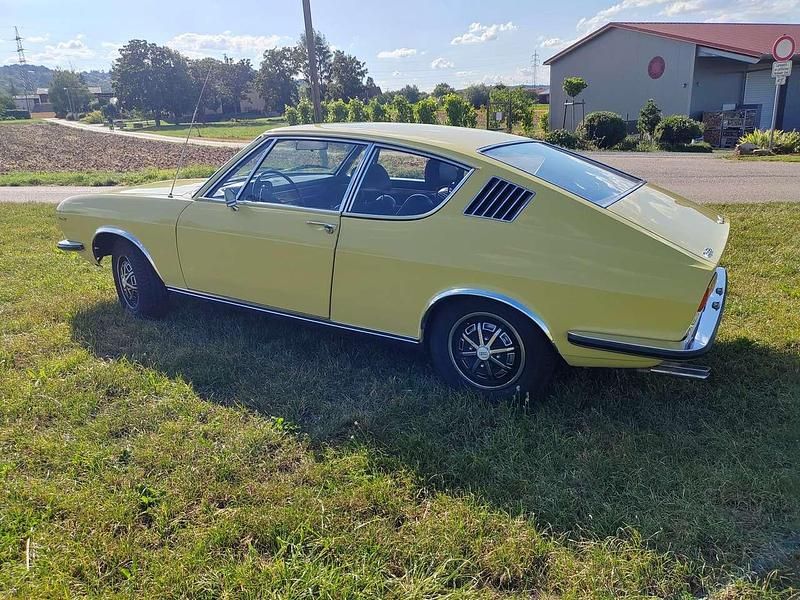 Gebraucht Audi Coupé 116 PS (85 kW) 1972 Gelb Coupé