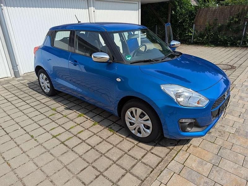 Gebraucht 2017 Suzuki Swift Club Limousine | 8.500 € (Guter Preis) - Bild 1/4