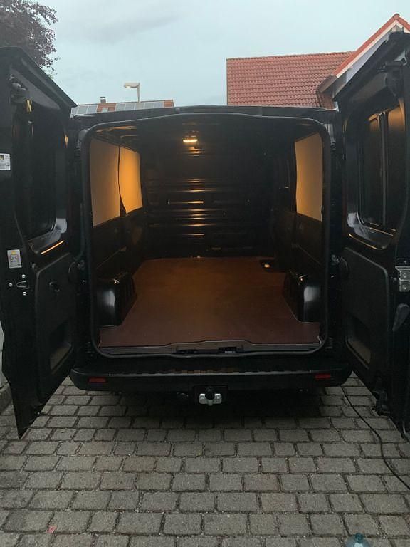 Gebraucht Renault Trafic 145 PS (106 kW) 2020 Schwarz Van / Kleinbus