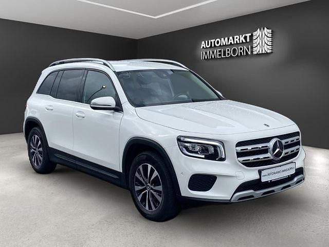 Polarweiss unilack Gebraucht 2023 Mercedes GLB180 SUV | 31.990 € (Superpreis) - Bild 1/4