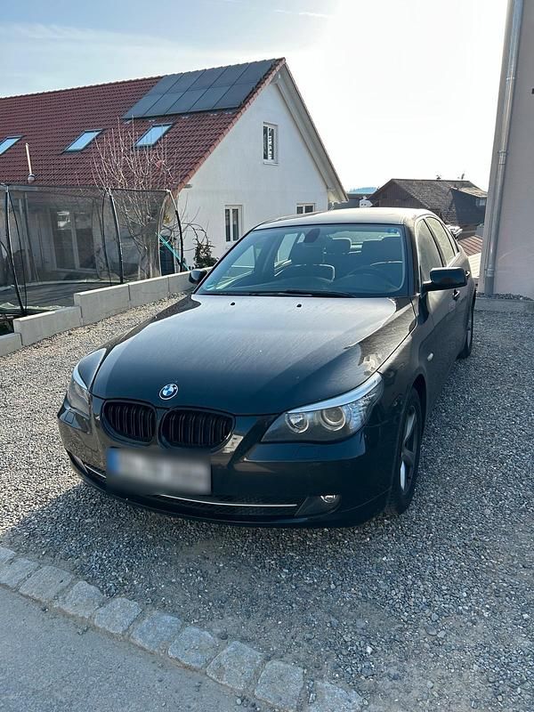 Gebraucht BMW 520 170 PS (125 kW) 2007 Schwarz Limousine