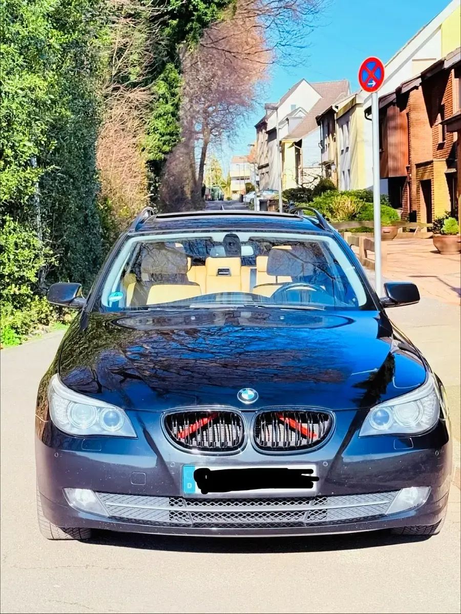 Käytetty BMW 523 190 HP (139 kW) 2007 Musta Farmari