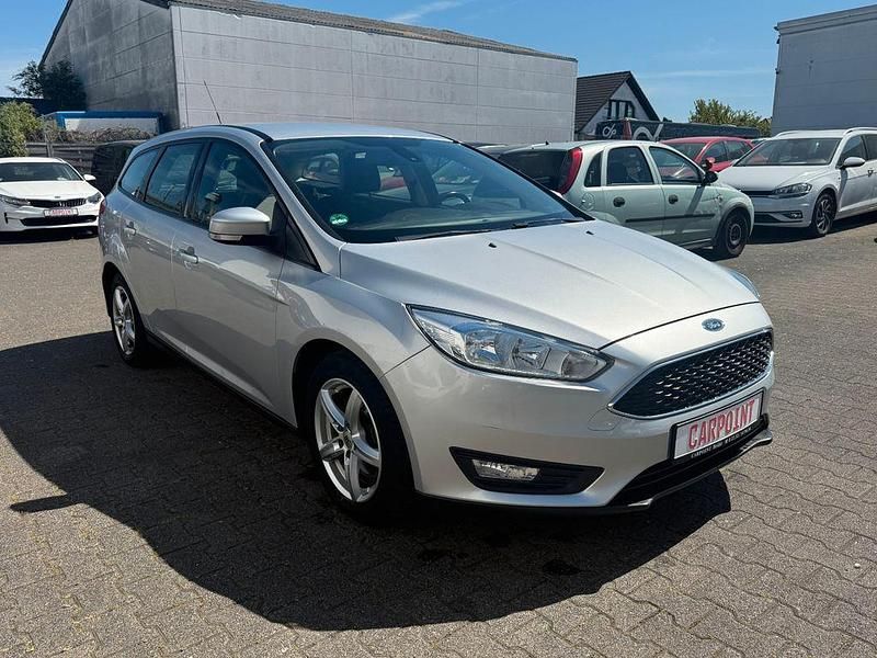 Usata Ford Focus Business Edition 150 CV (110 kW) 2015 Argento Berlina