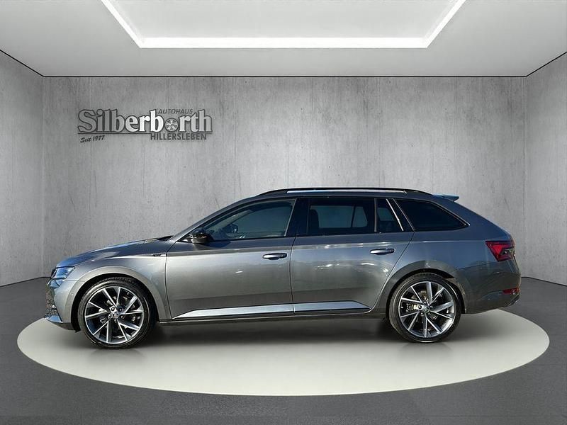 Gebraucht Skoda Superb SportLine 200 PS (147 kW) 2024 Grau Kombi