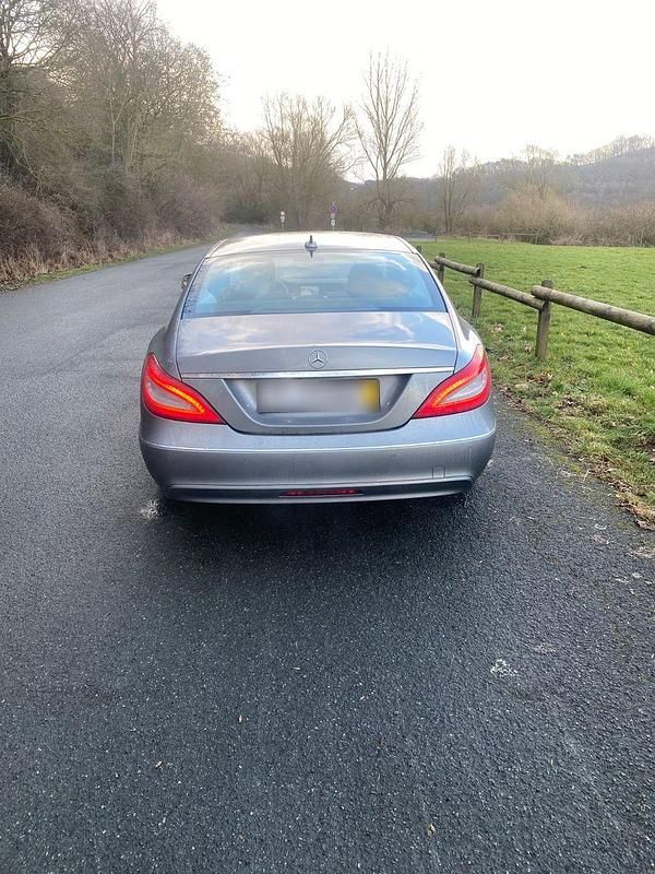 Gebraucht Mercedes CLS350 306 PS (225 kW) 2012 Grau Coupé