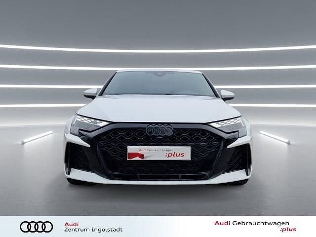 Gebraucht Audi RS3 Sportback Ambiente 400 PS (294 kW) 2025 Arkonaweiß Kleinwagen