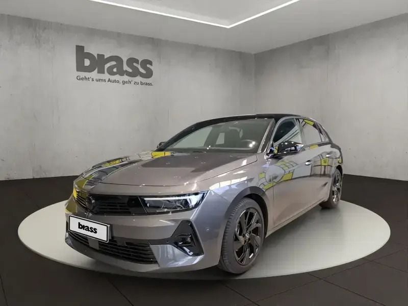 Mondstein grau Gebraucht 2024 Opel Astra GS Line Limousine | 25.450 € (Guter Preis) - Bild 1/4
