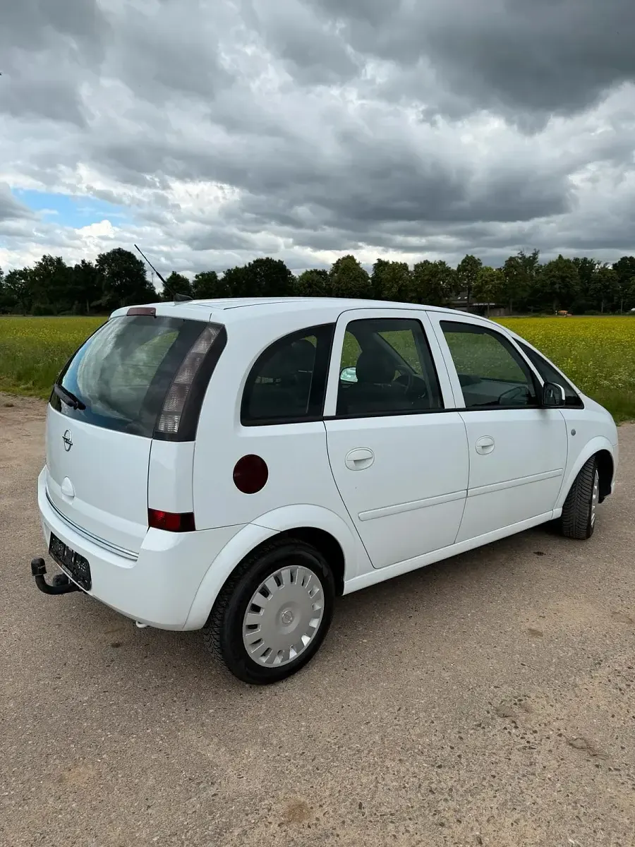 Gebraucht Opel Meriva 90 PS (66 kW) 2007 Weiß Van / Kleinbus