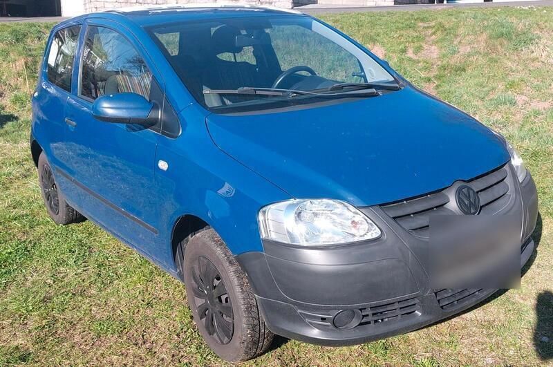 Blau Gebraucht 2007 VW Fox Kleinwagen | 750 € (Fairer Preis) - Bild 1/4