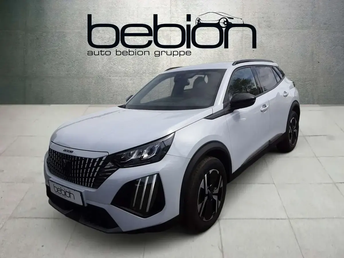 Gebraucht Peugeot 2008 Allure 131 PS (96 kW) 2024 SUV