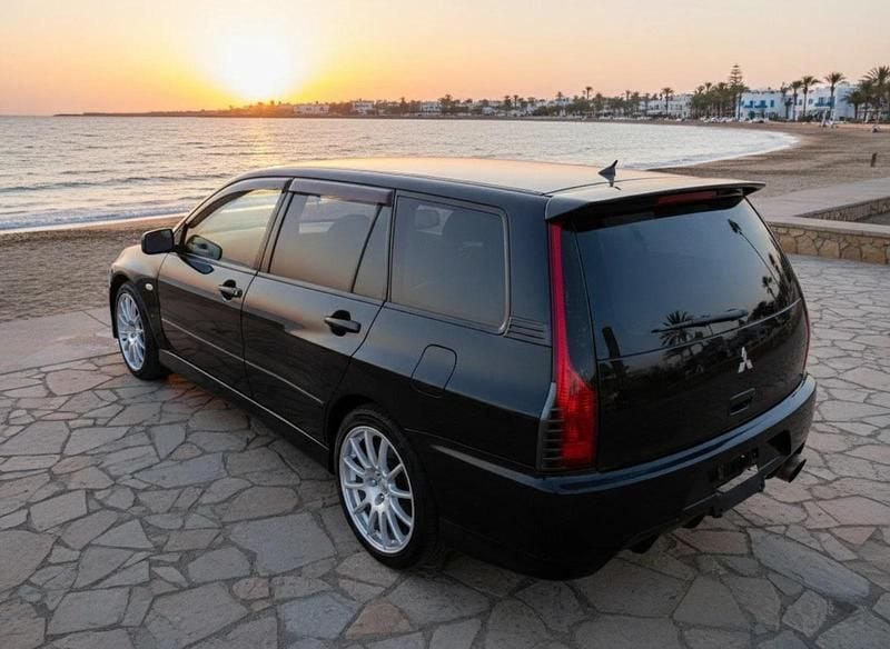 Gebraucht Mitsubishi Lancer 330 PS (242 kW) 2006 Schwarz Kombi