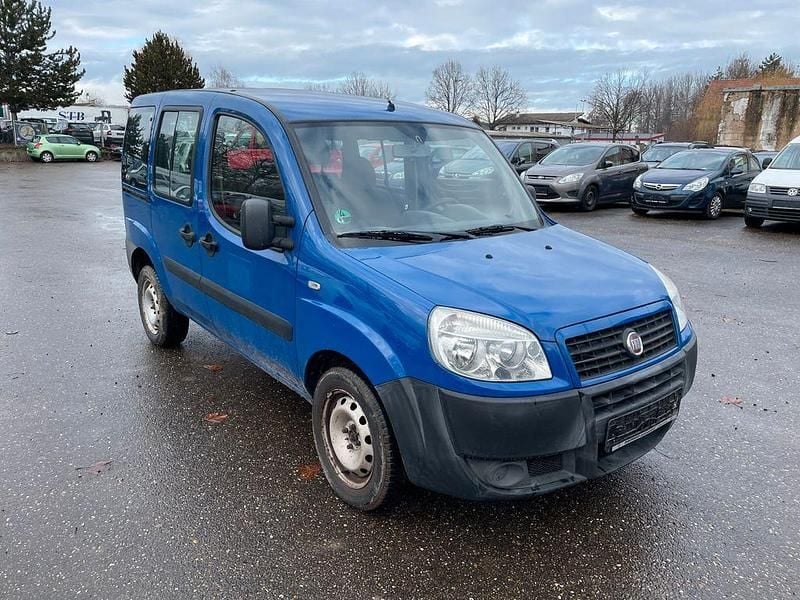 Gebraucht Fiat Doblò Active 77 PS (56 kW) 2009 Blau Van / Kleinbus
