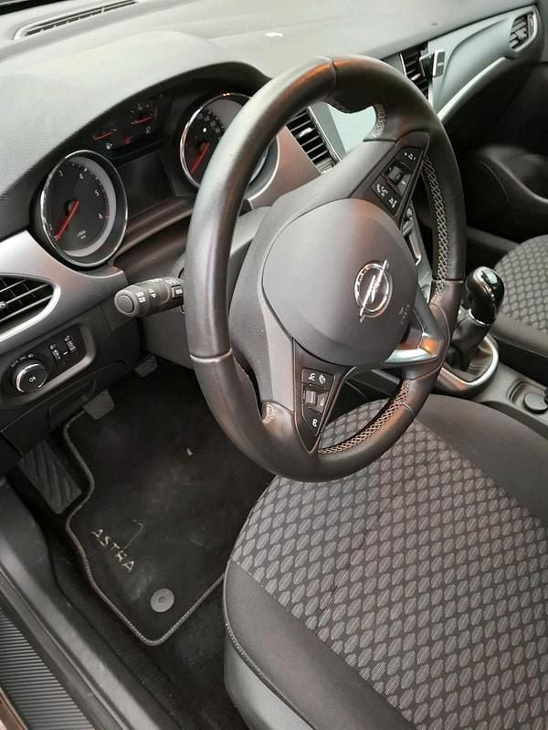 Second-hand Opel Astra 122 CP (89 kW) 2020 Gri Break