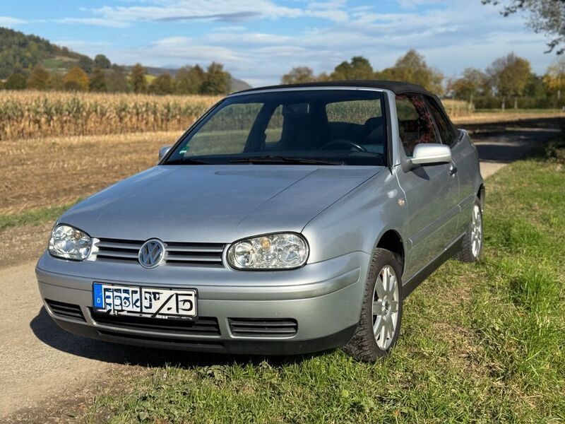 Silber Gebraucht 2001 VW Golf Cabriolet Classicline Cabrio | 3.900 € (Fairer Preis) - Bild 1/4