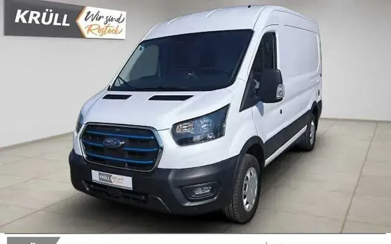 Używany Ford E-Transit Trend 134 kW (183 KM) 2023 Biały Van