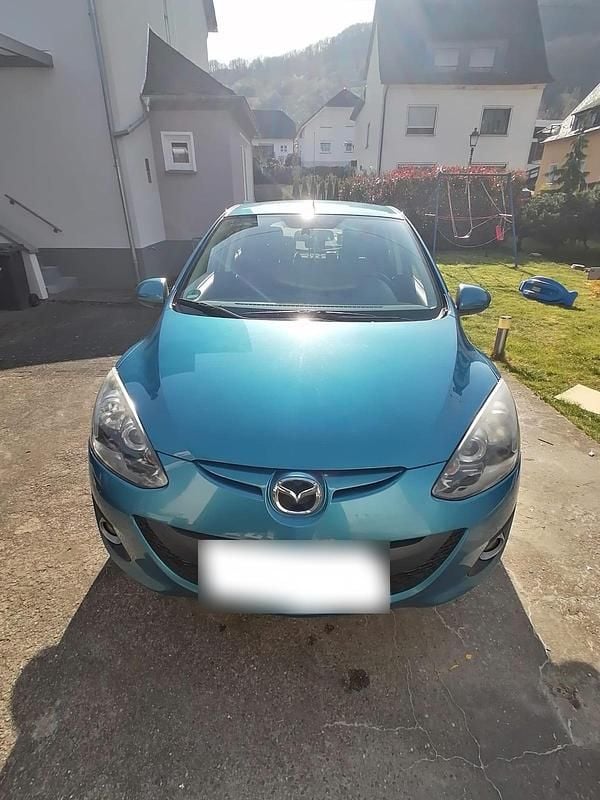 Gebraucht Mazda 2 102 PS (75 kW) 2011 Blau Kleinwagen