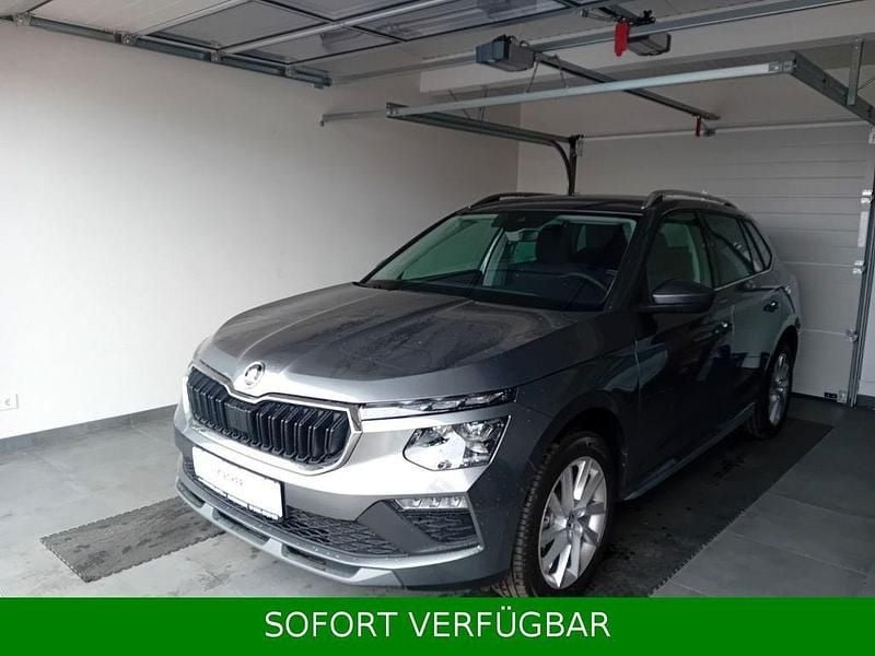 Neu Skoda Kamiq Selection 116 PS (85 kW) 2025 Grau SUV