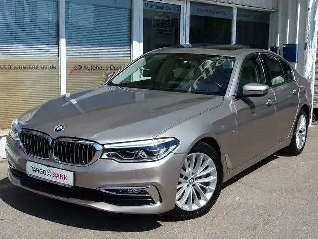 Gebraucht BMW 540 Luxury Line 340 PS (250 kW) 2017 Silber Limousine