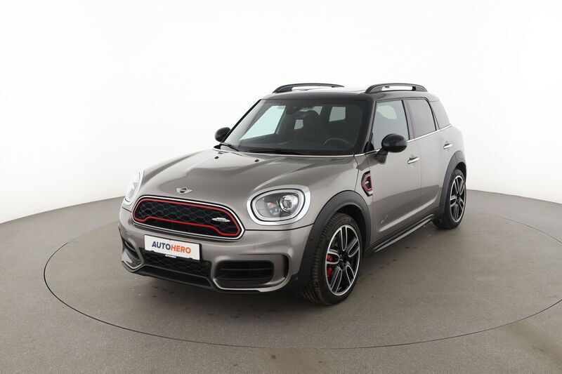 Gold Gebraucht 2017 Mini John Cooper Works Countryman SUV | 22.600 € (Etwas zu teuer) - Bild 1/4